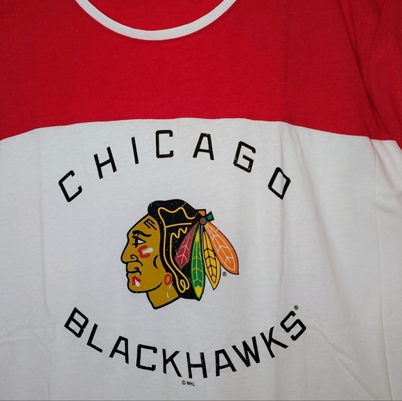 NHL Chicago Blackhawks Red and White T-Shirt Women's Plus size 3XL. - Picture 2 of 11